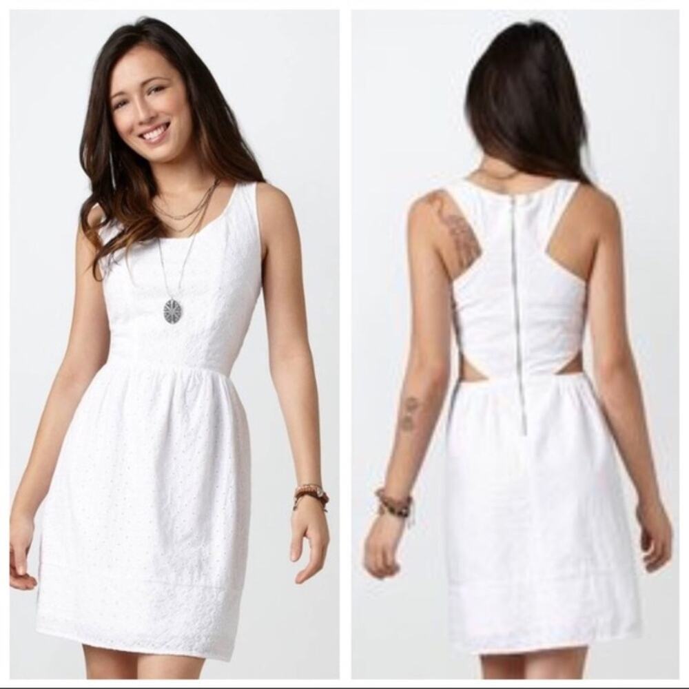 American Eagle Eyelet Cutout Mini Dress White Cotton Sleeveless A Line